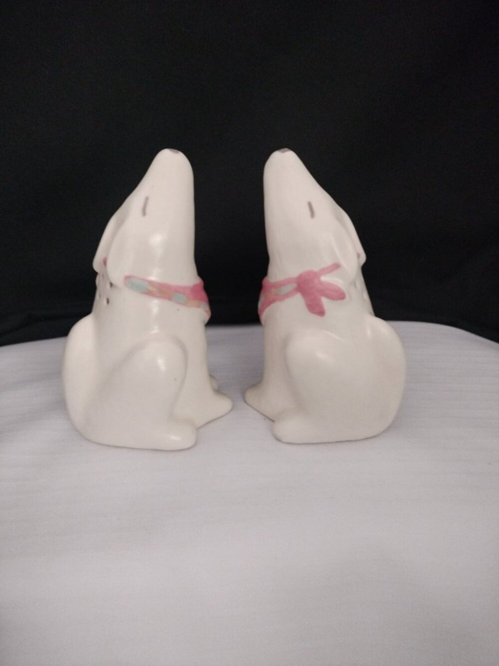 Vintage Treasure Craft “Taos” Howling Coyote Salt Pepper Set 4"3/4